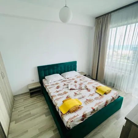 Aqua Summerland Apartment Mamaia